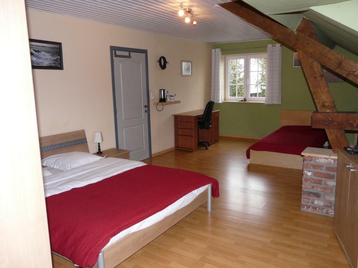 Bed En Breakfast Le Freyr Dinant Exterior foto